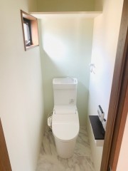 トイレ（1階、2階と2ヵ所有）