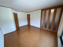広々とした洋室3