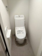 トイレ（1階と2階の2ヶ所有）