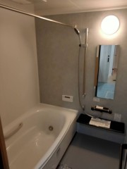 1階バスルーム（浴室暖房乾燥機付）